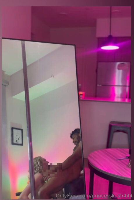 Princesskush444 star sexy pics