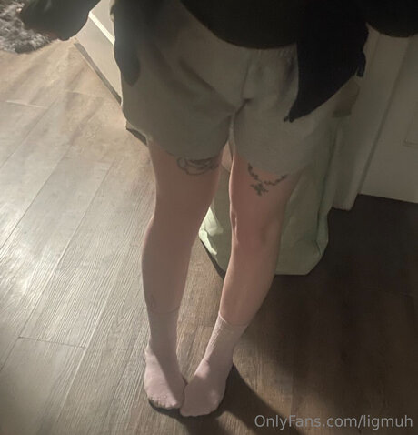 Ligmuh hot pornstar img