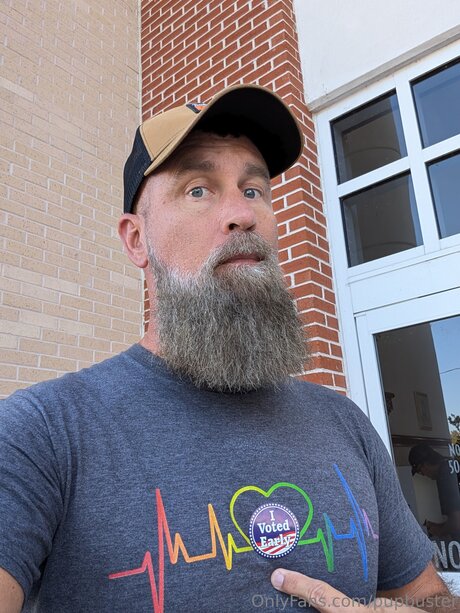 Pupbuster model sexy pic