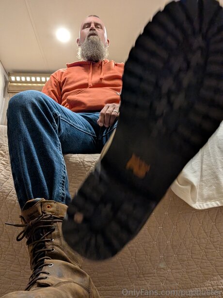 Pupbuster nudes actress gallery