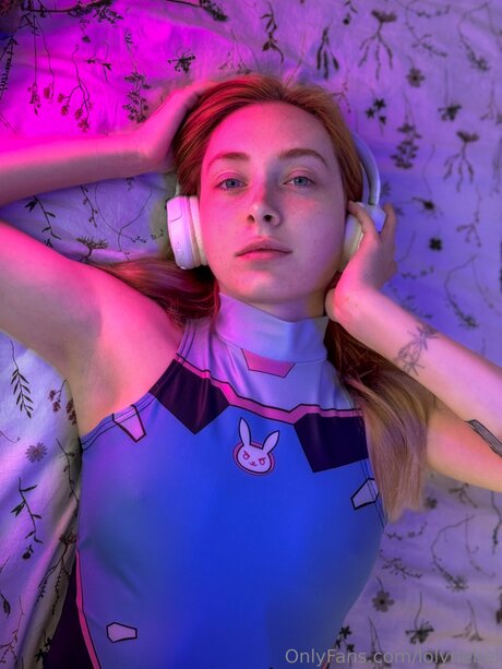 Lolynebel beautiful star pic