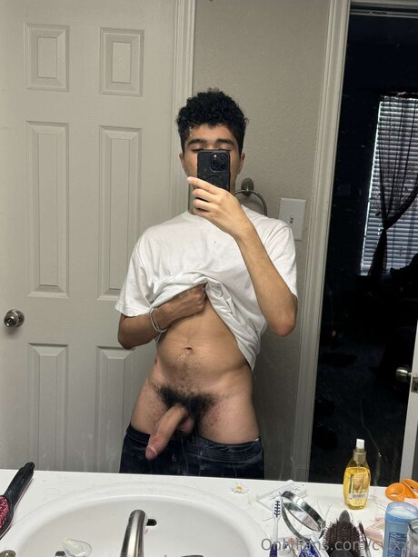 Cwxxi sexy actress image