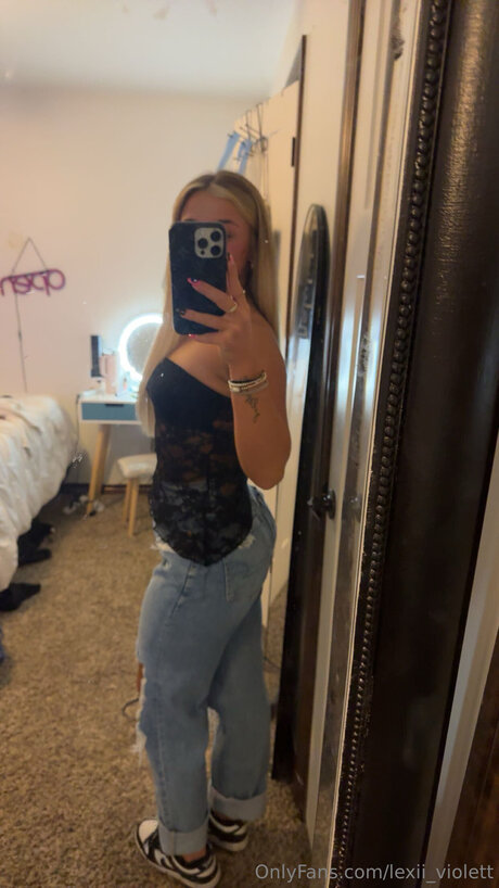 Juliannapeyton star image