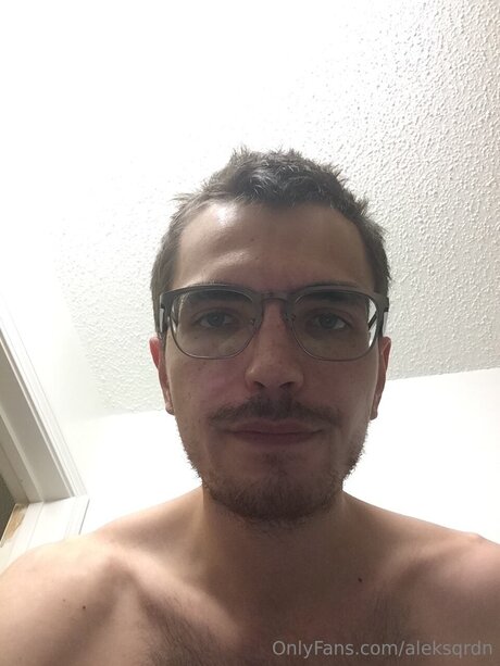 Aleksqrdn pornstar sex photo