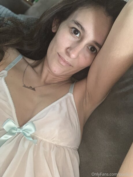 Punkyb beautiful model image