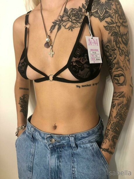 Isabellaa12 pornstar hd pics