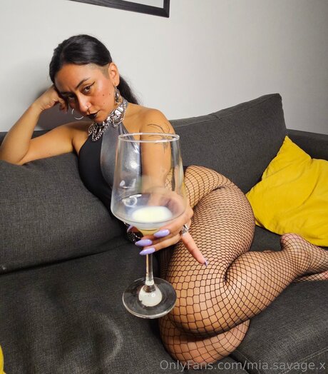 Mia Savage X nice actress img