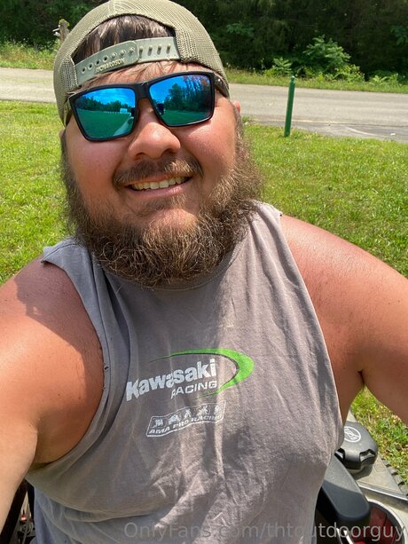 Thtoutdoorguy high quality pornstar pictures