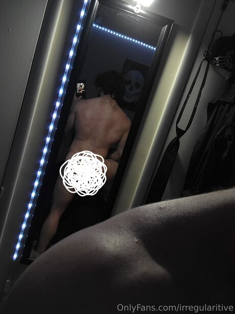 Irregularitive model nude pictures