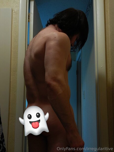 Irregularitive model high quality pic