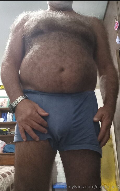 Daddy Ale model top archive