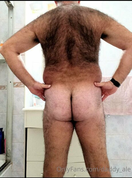 Daddy Ale pornstar naked img