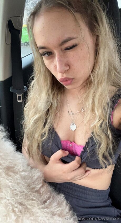 Kaylamxe model best picture