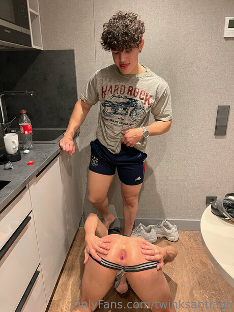 Twinksantiago erotic star img