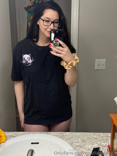 Charliecakes69 high quality pornstar picture