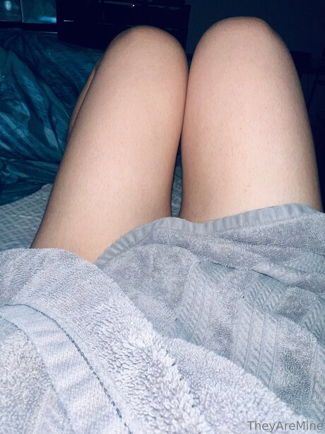 U217598164 adult model galleries