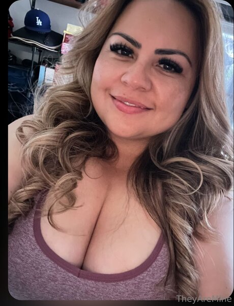 U217598164 pornstar hot pictures