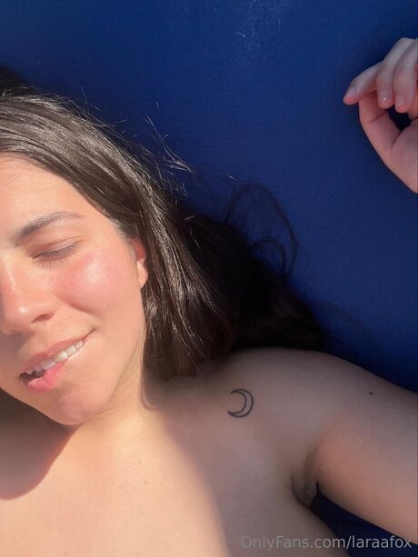 Laraafox pornstar naked images
