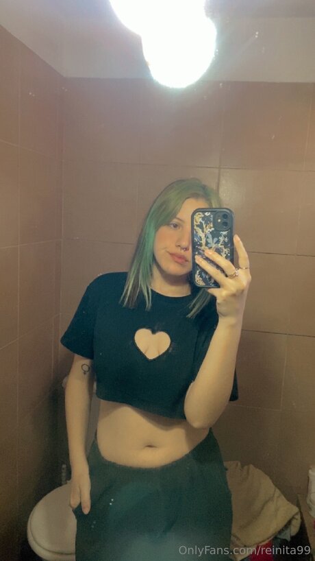 Reinita99 exclusive model img
