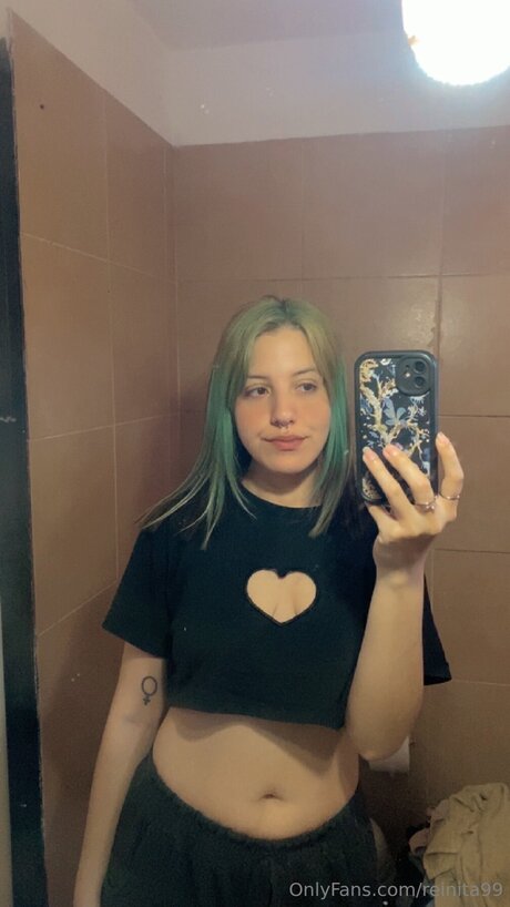 Reinita99 model high quality pic