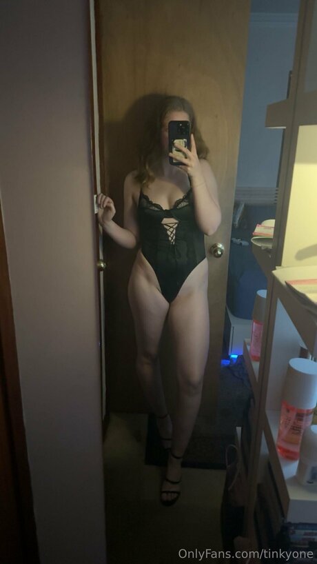 Tinkyone star adult picture