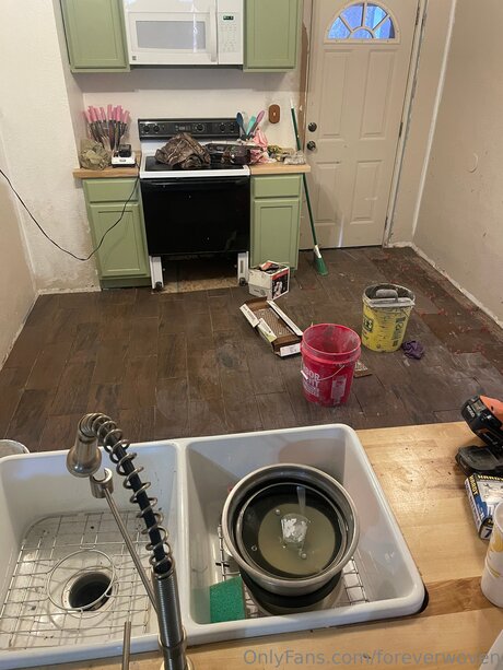 Foreverwoven sexy actress image