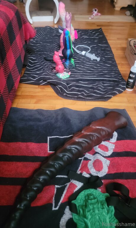 Foxhasshame sexy actress img