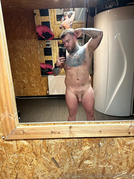 Inkedwithkinks porn model pictures