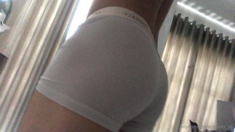 Oliver Nl adult model img