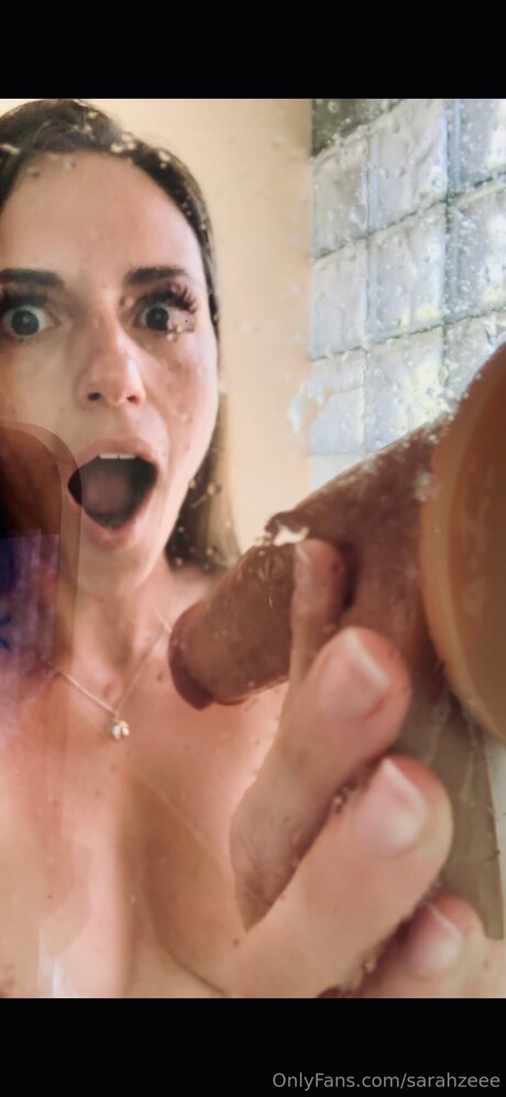 Sarahzeee pornstar sex gallery