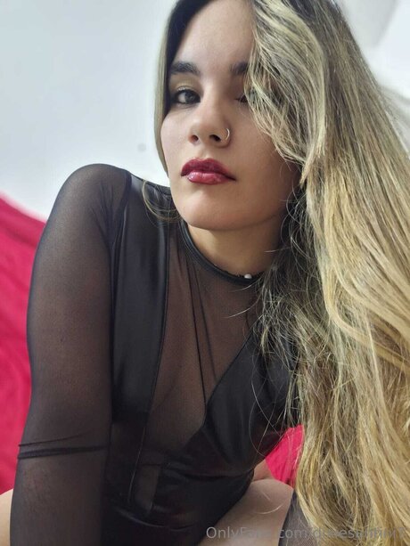 Dixiesantini7 pornstar erotic picture