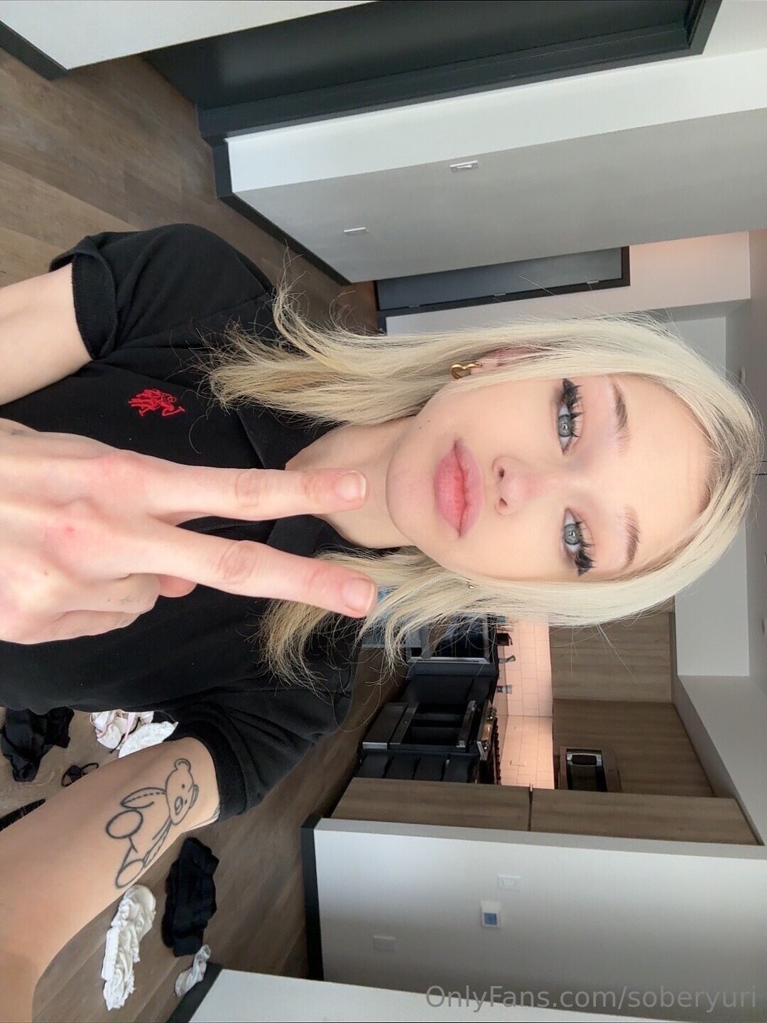 Soberyuri nice pornstar img