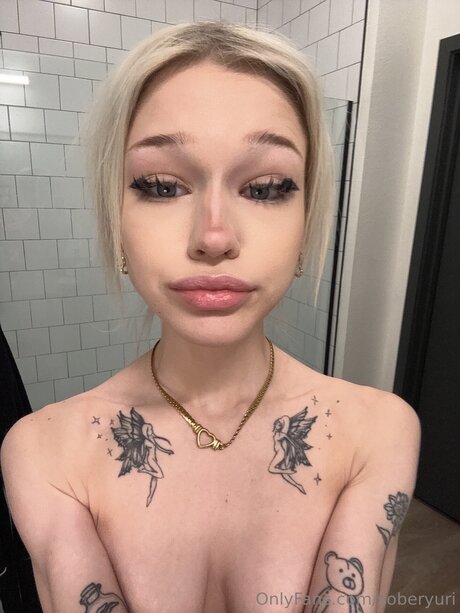 Soberyuri sex model images