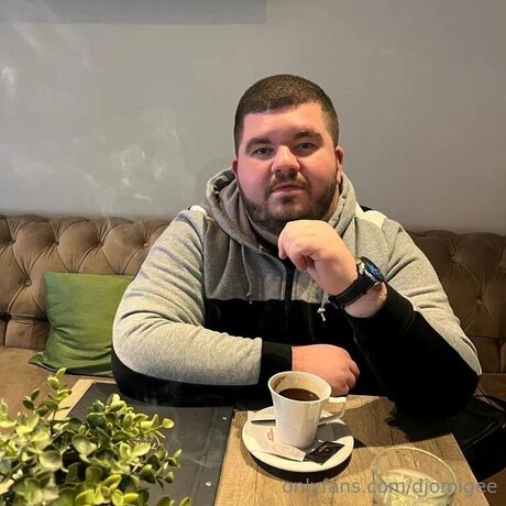 nerd onlyfans hot sexy photo