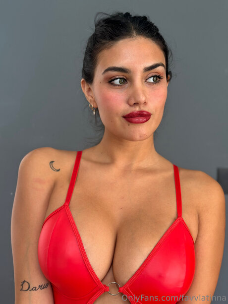 Favvlatinna exclusive actress archive