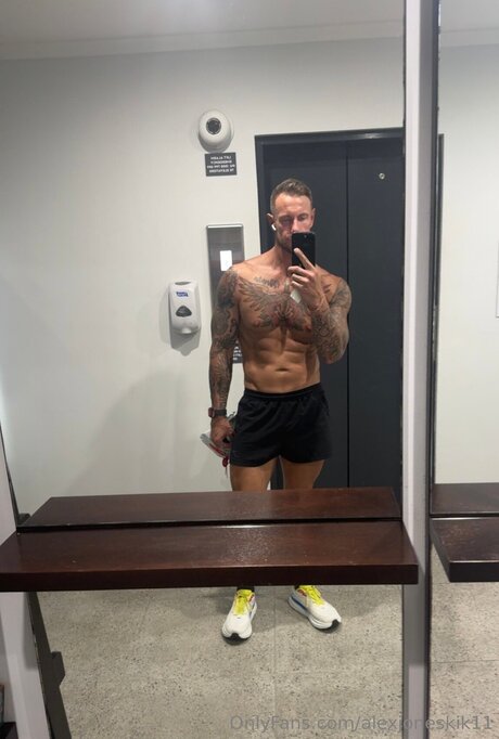 Alexjoneskik11 pornstar images