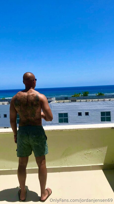 Jordanjensen69 naked pornstar image