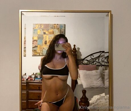 Iamgianna nice pornstar pics