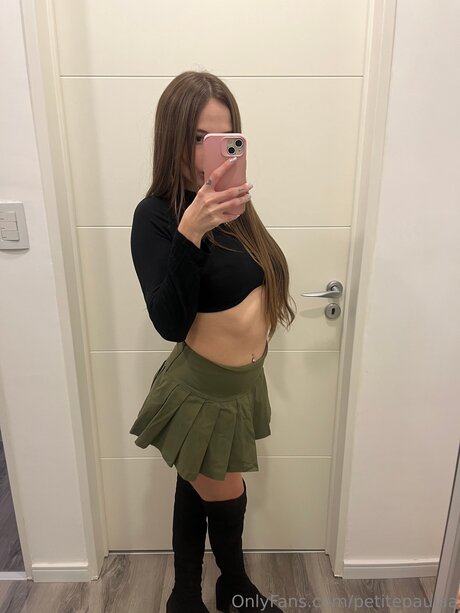 Petitepaulaa pornstar sexy archive