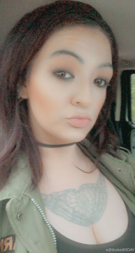 Eatkake exclusive star galleries