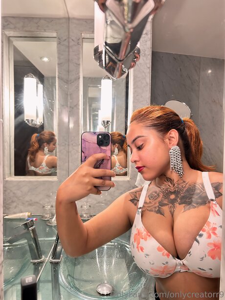 Onlycreatorr9 art star img