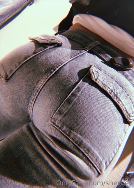 Sherirey model exclusive archive