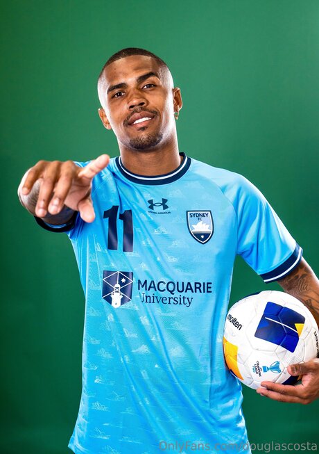 Douglascosta pornstar top img