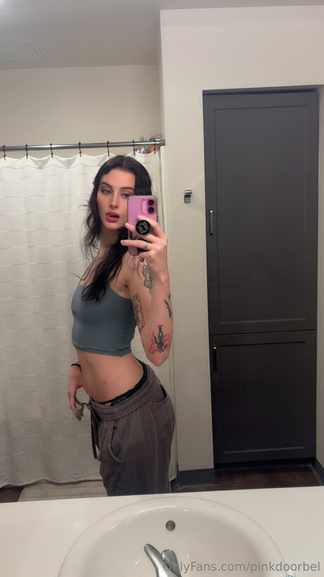 Pinkdoorbel xxx pornstar galleries