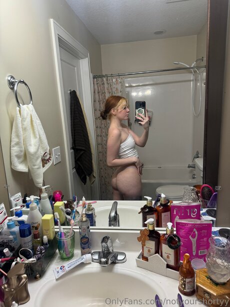 Notyourshortyy pornstar art pic