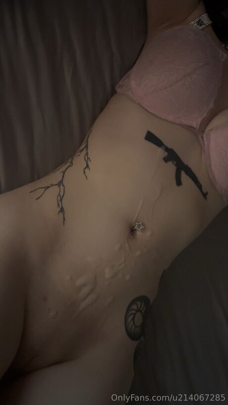 U214067285 pretty star archive