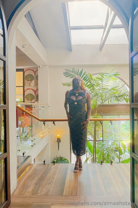 Almaahotxxx star erotic img