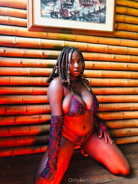 Almaahotxxx pornstar sex photo