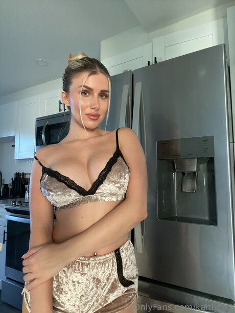 Kaitlynxo free pornstar gallery