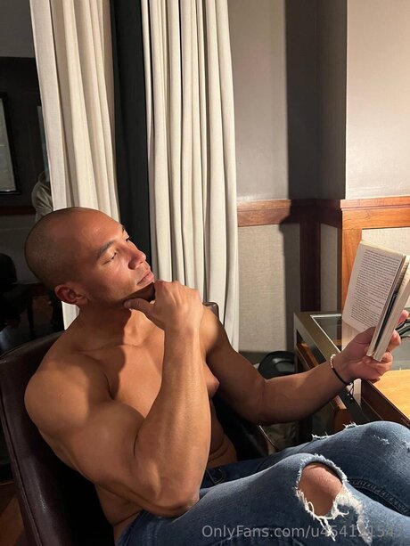 Dwayne Johnson Jr model art img